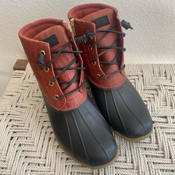 Sperry waterproof saltwater croc emboss red boots duck shoes water snow womans - Picture 5 of 14